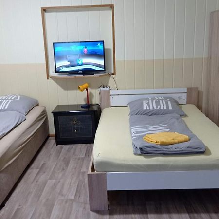 Gaestezimmer Sommer Locktow Экстерьер фото