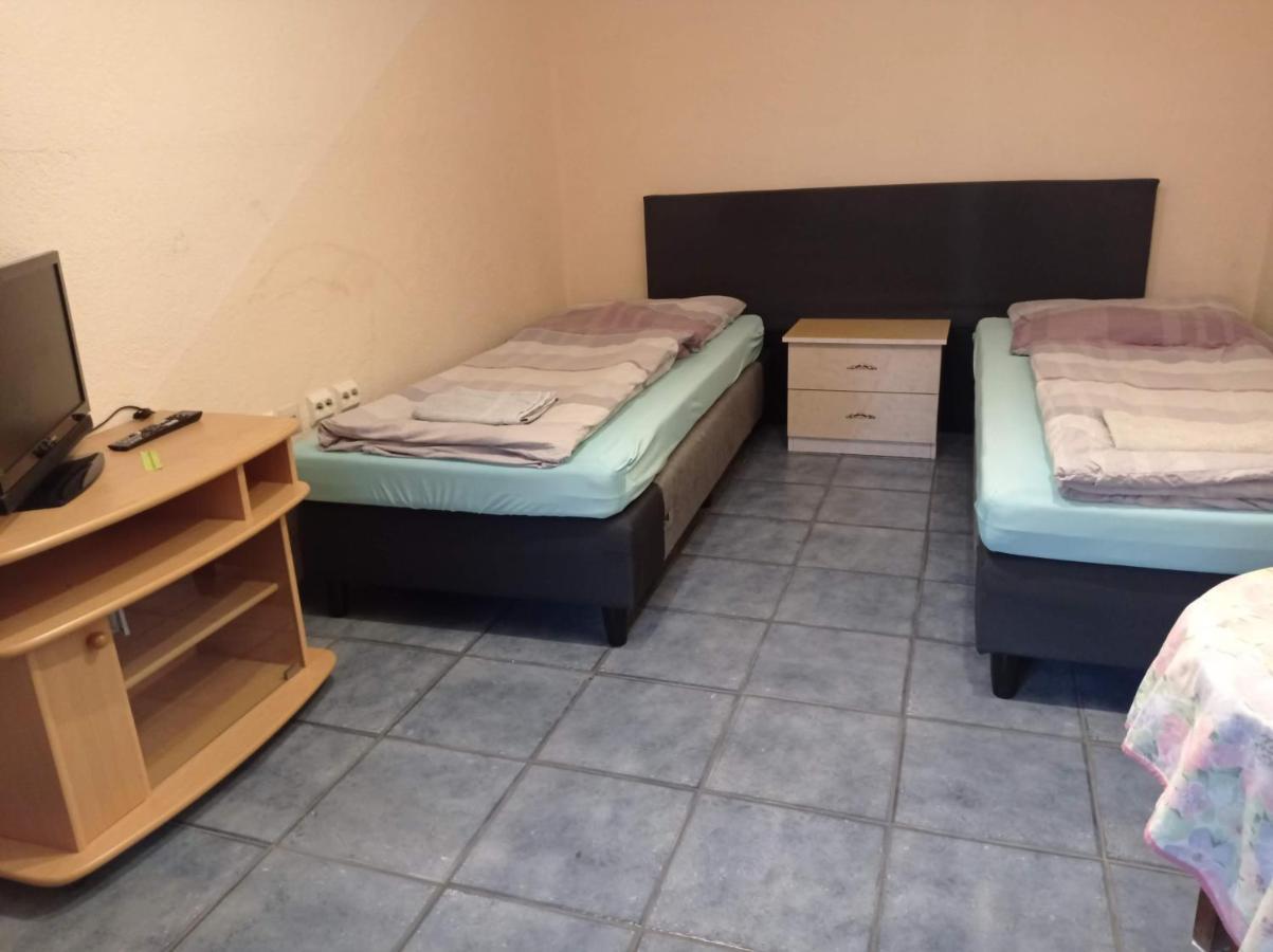 Gaestezimmer Sommer Locktow Экстерьер фото