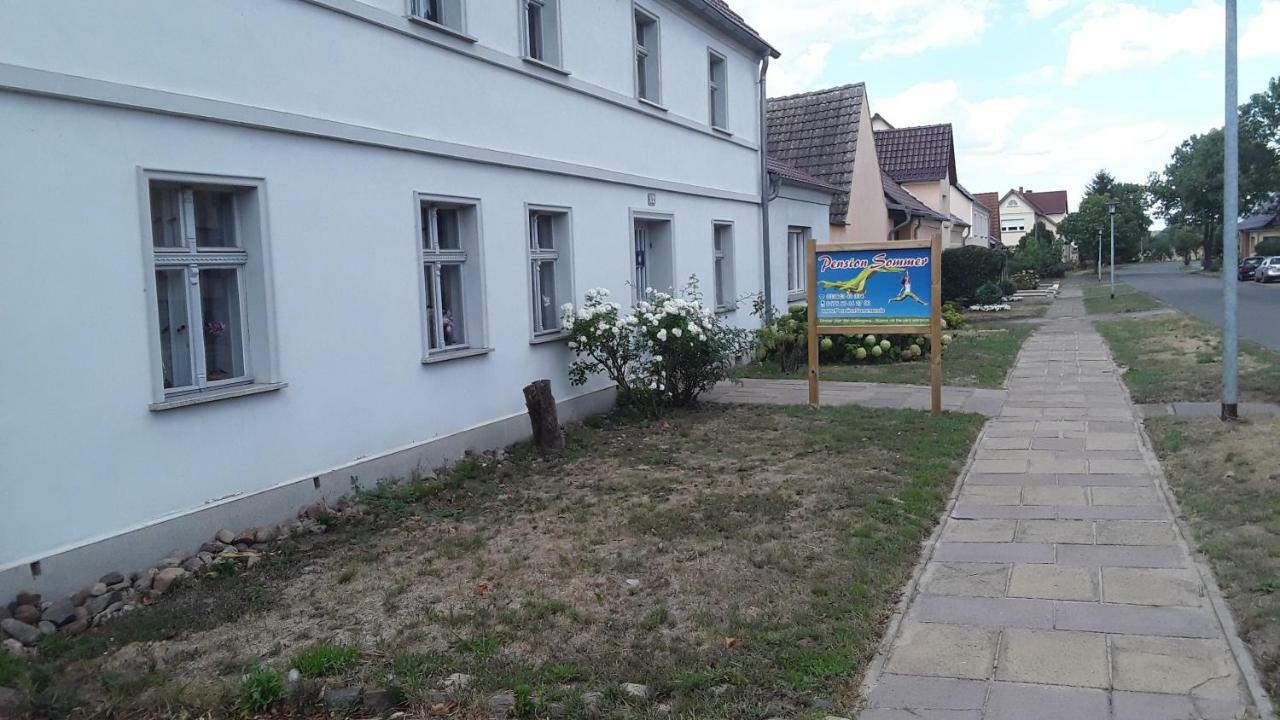 Gaestezimmer Sommer Locktow Экстерьер фото
